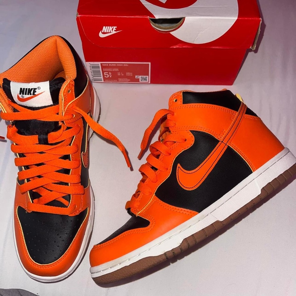 Nike Dunk High Halloween